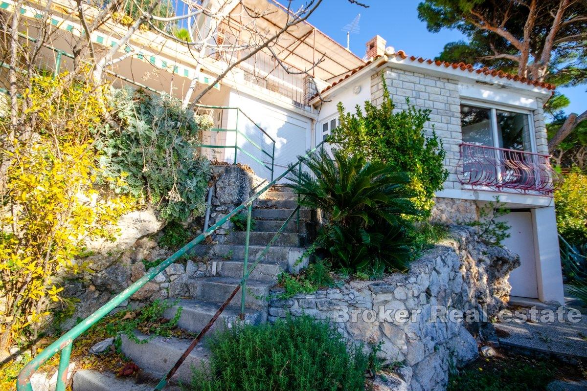 House in first row to the sea