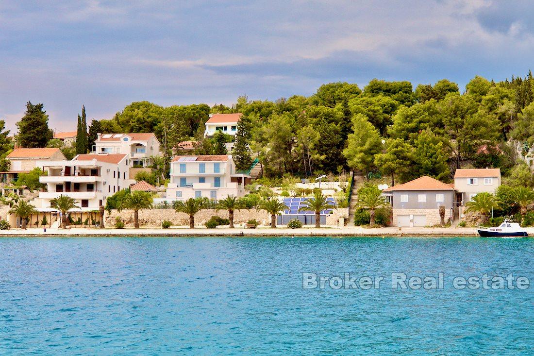 01-2013-209-Brac-building-land-sea-view-for-sale