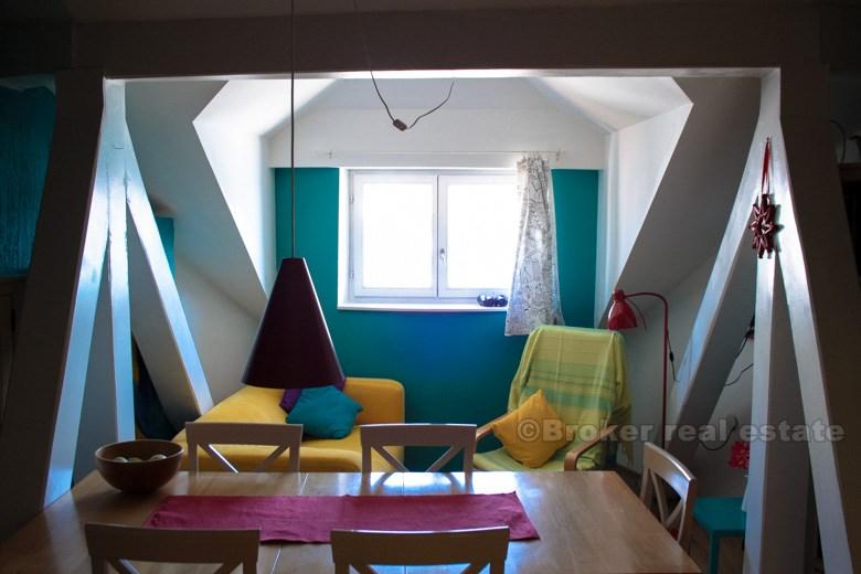 Meje, Apartment, in center of town, for sale
