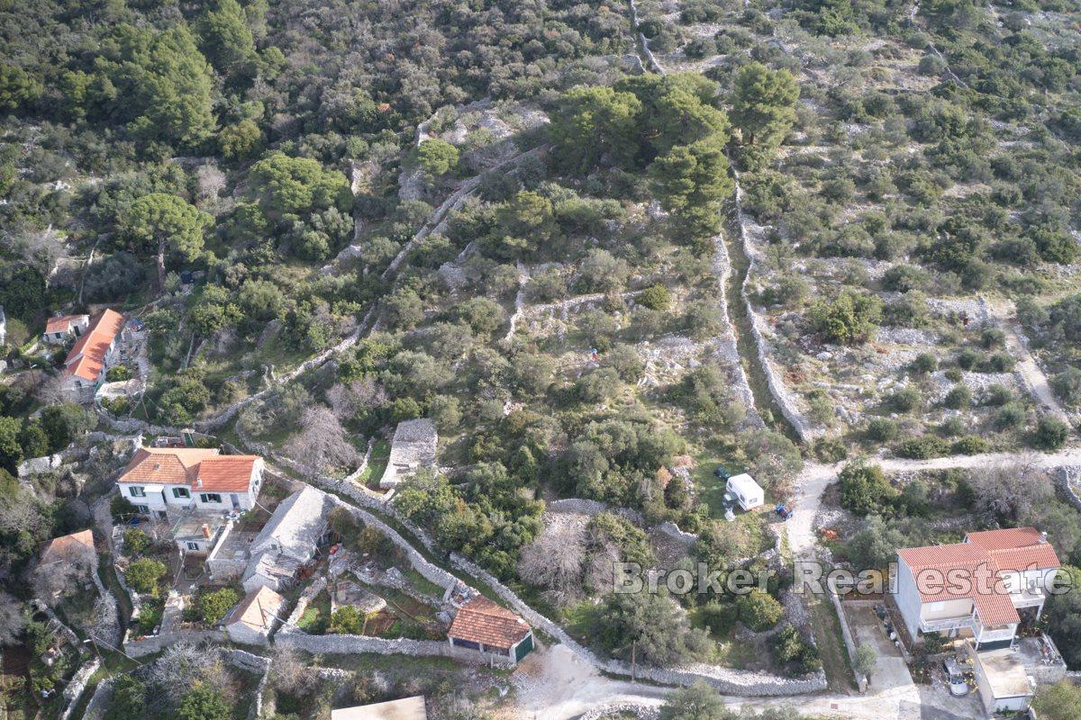 Spacious building plot with an open sea view