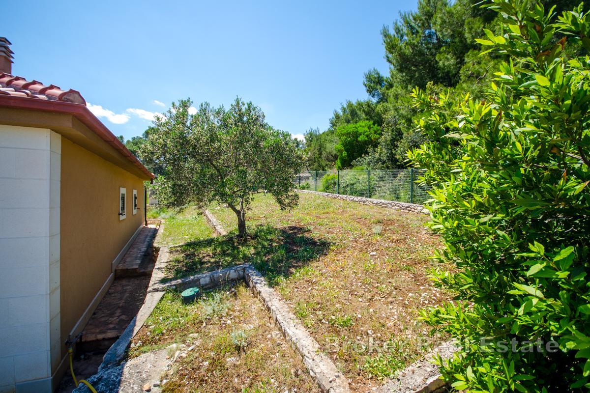Samostatně stojící dům s výhledem na moře