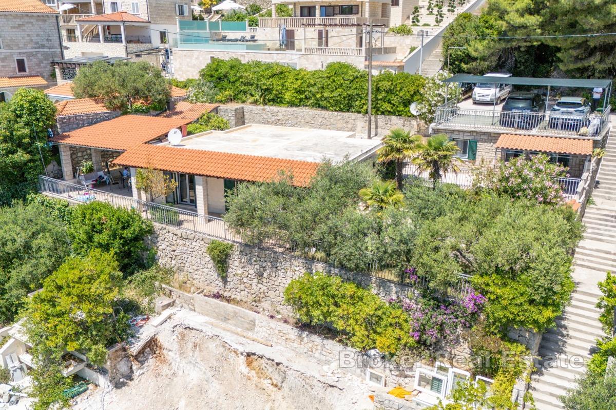 Belle maison avec vue dégagée sur la mer