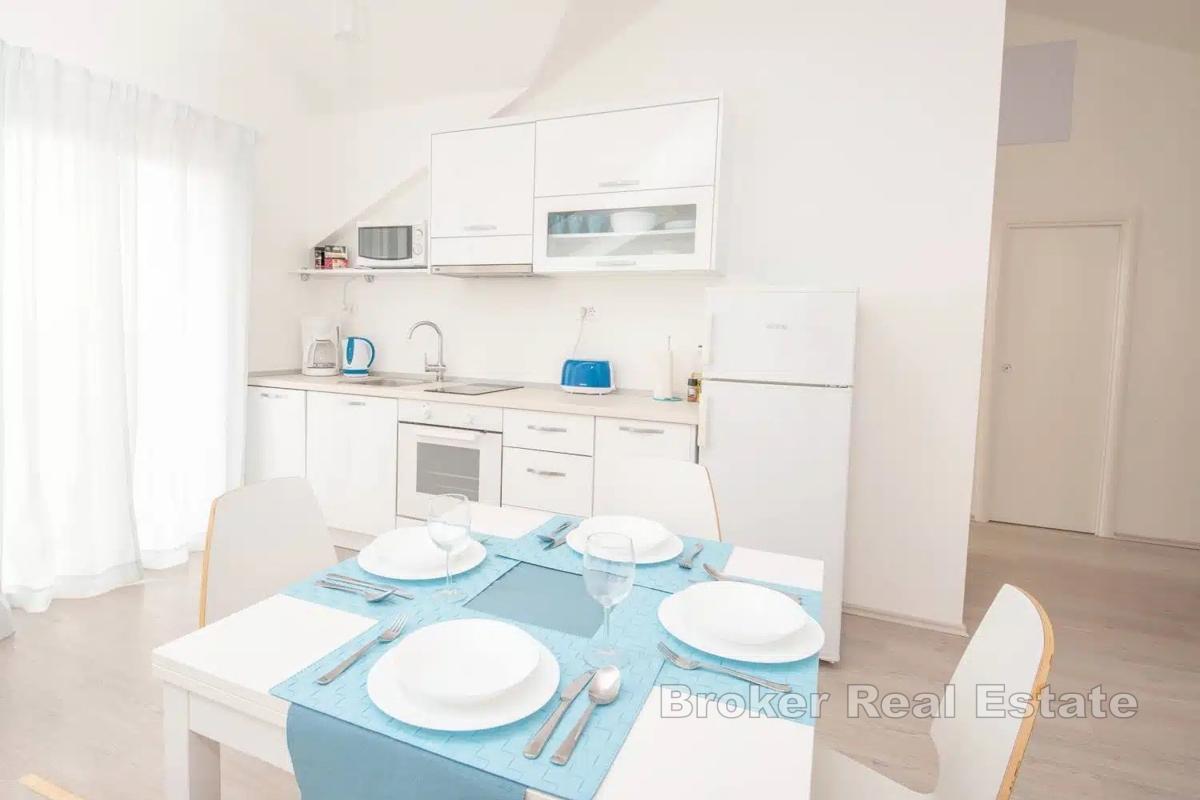 Villa con 4 unità e vista mare