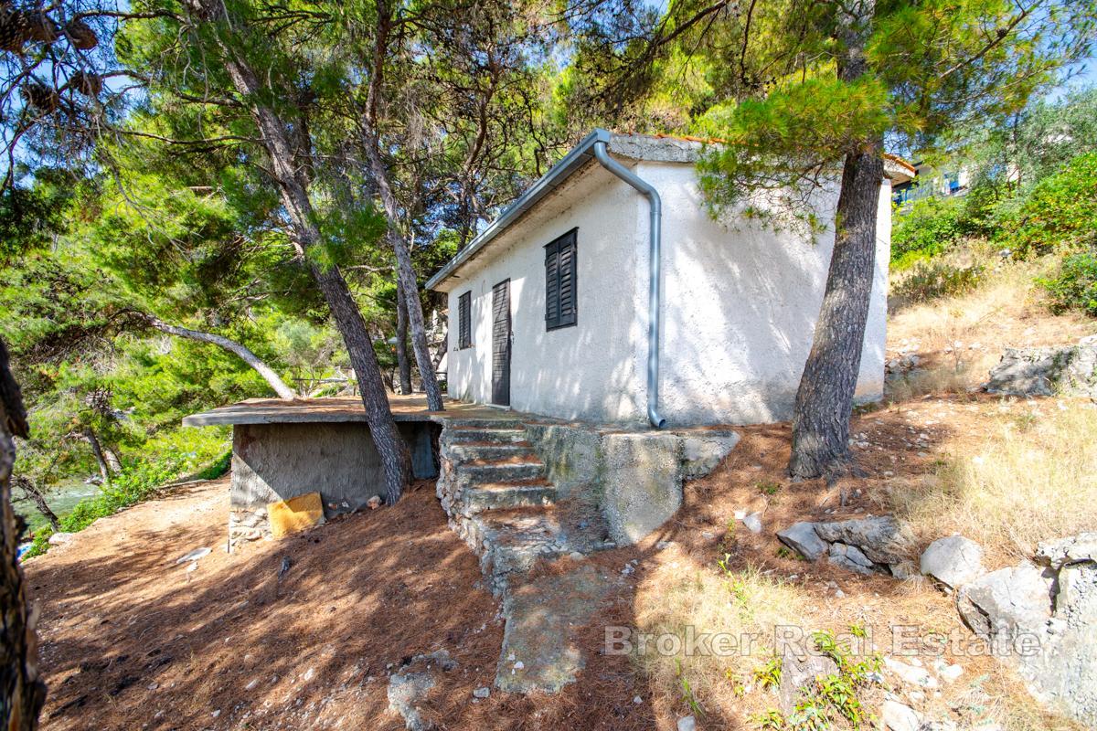 Hus ved sjøen