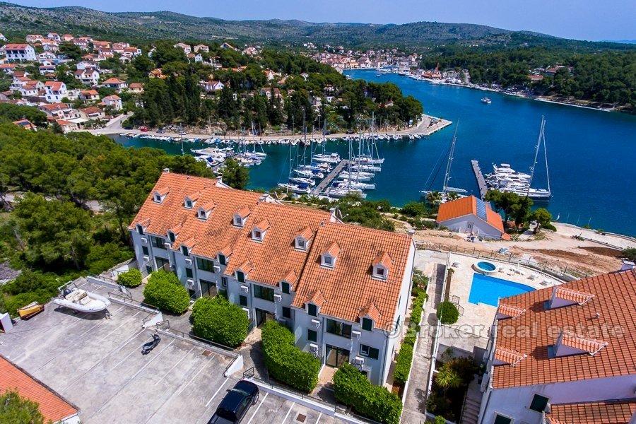 Appartamento in riva al mare, in vendita