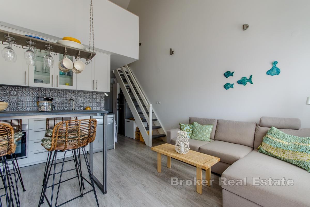 Tvårumslägenhet, första raden mot havet