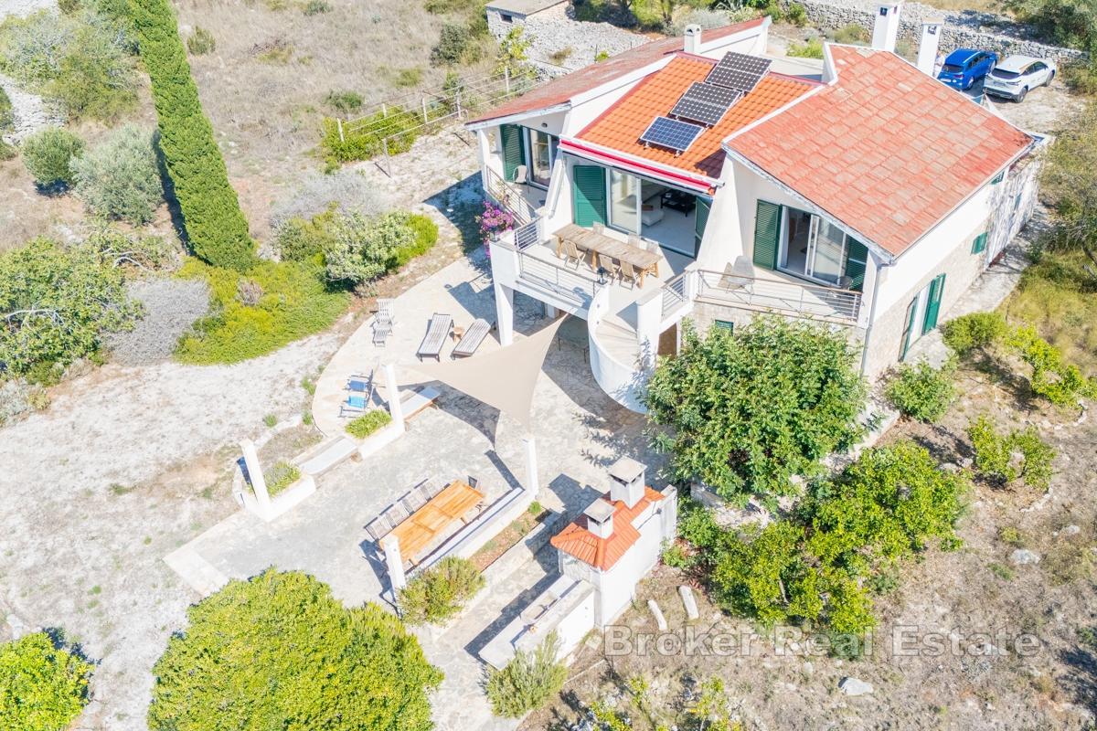 Abgeschiedenes Haus mit Meerblick