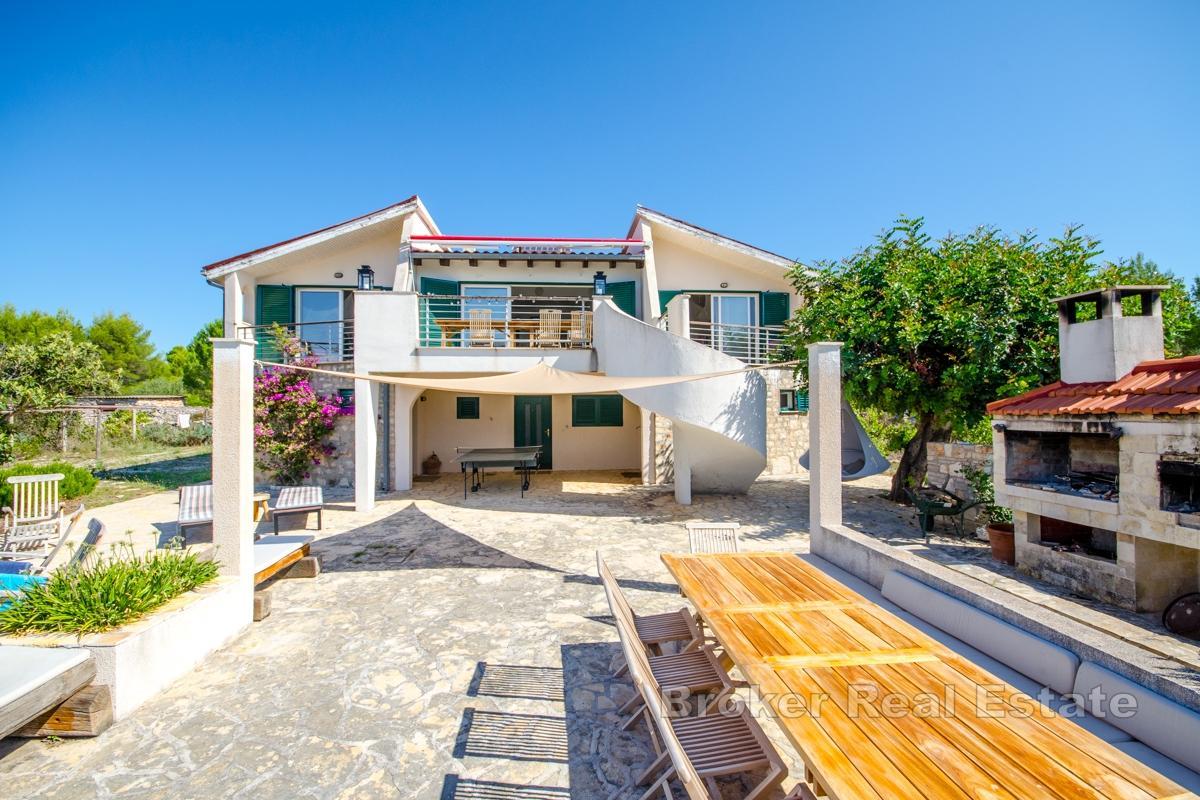 Abgeschiedenes Haus mit Meerblick