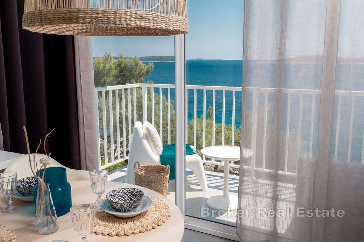 Mediterrane Villa direkt am Meer