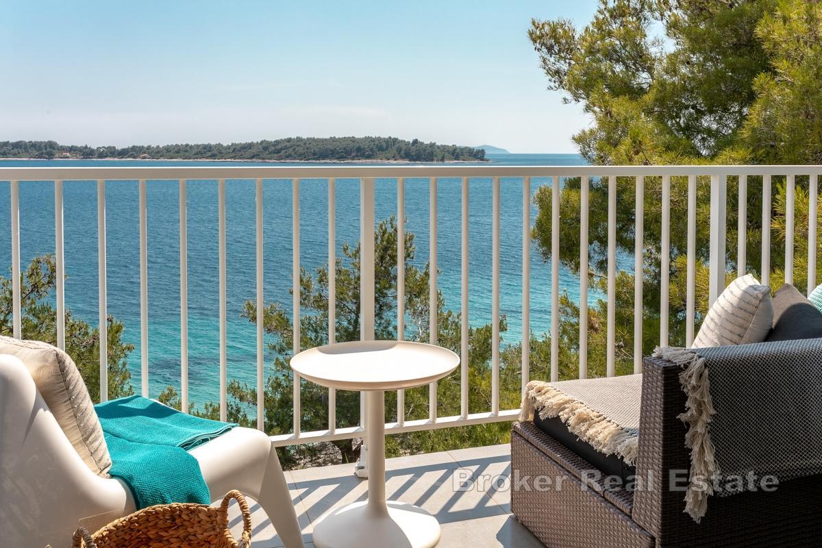 Mediterrane Villa direkt am Meer