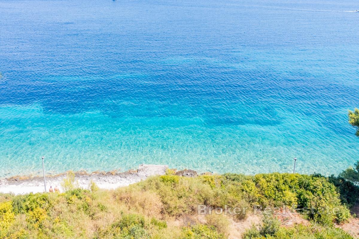 Terreno esclusivo in riva al mare