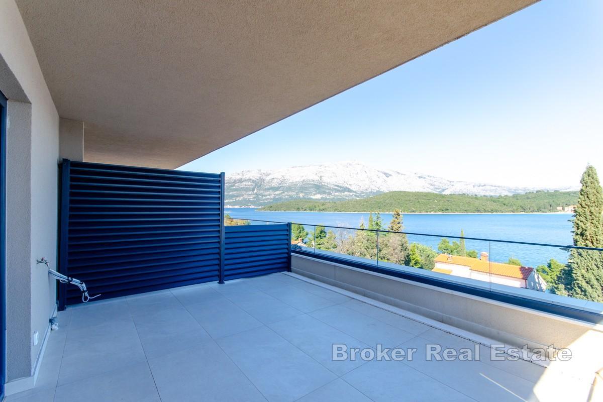 Duplexlägenhet med havsutsikt