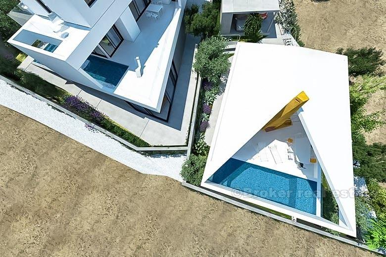 Villa with sea view, for sale