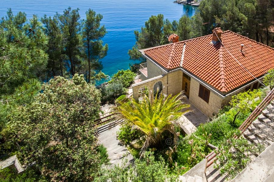 Maison sur 2 étages, au bord de la mer, à vendre