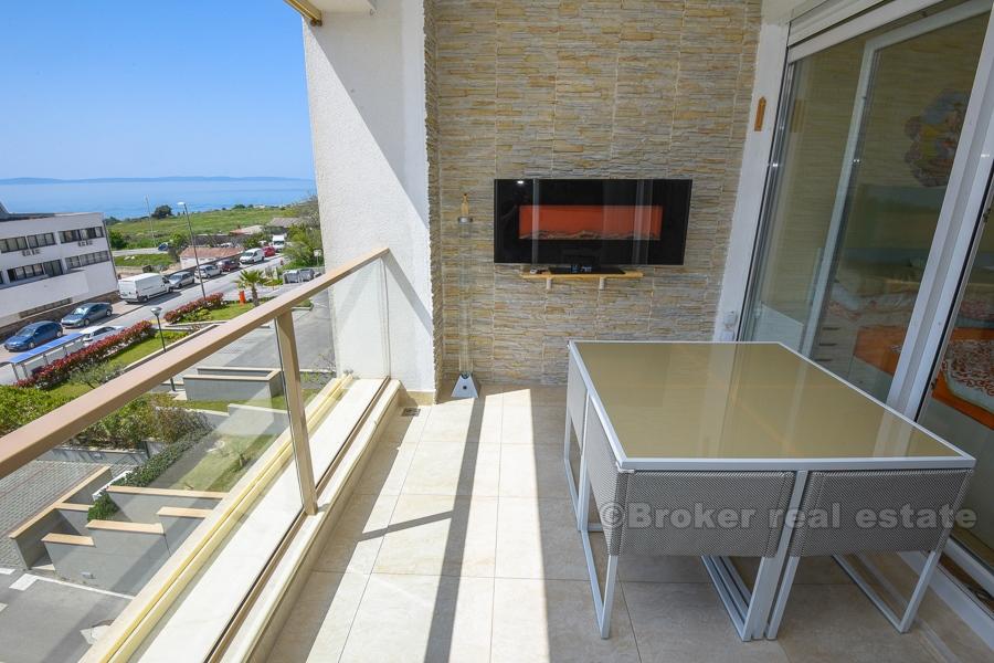 One bedroom apartment with sea view, for sale