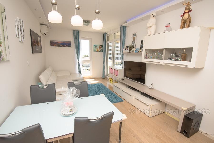 One bedroom apartment with sea view, for sale