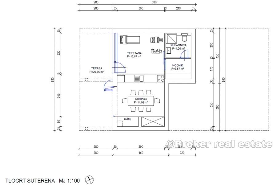 Villa med basseng og havutsikt, til salgs