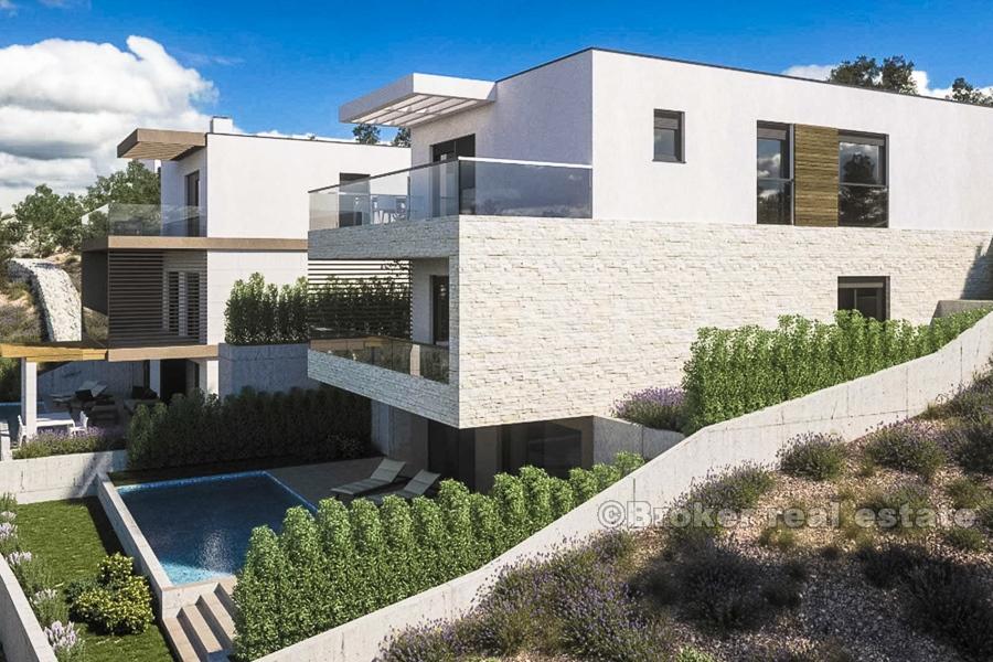 Villa with pool and sea view, for sale