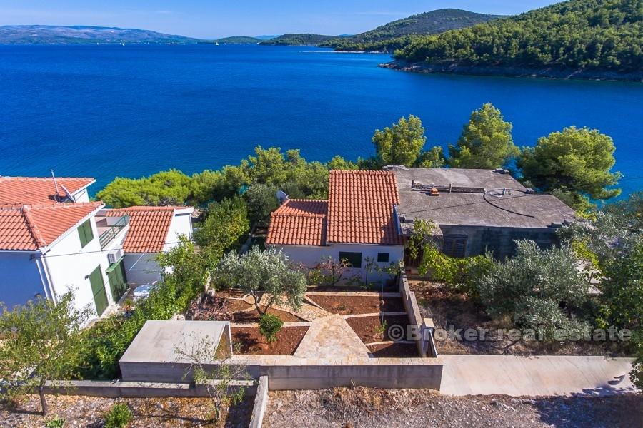 Dom nadbrzeżny z torfowiskiem, na sprzedaż