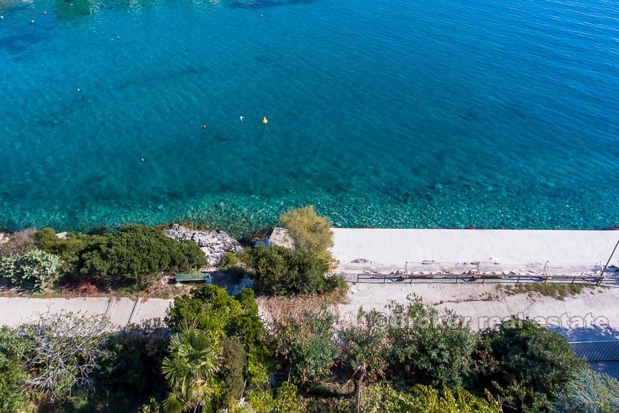 Maison individuelle, front de mer, à vendre