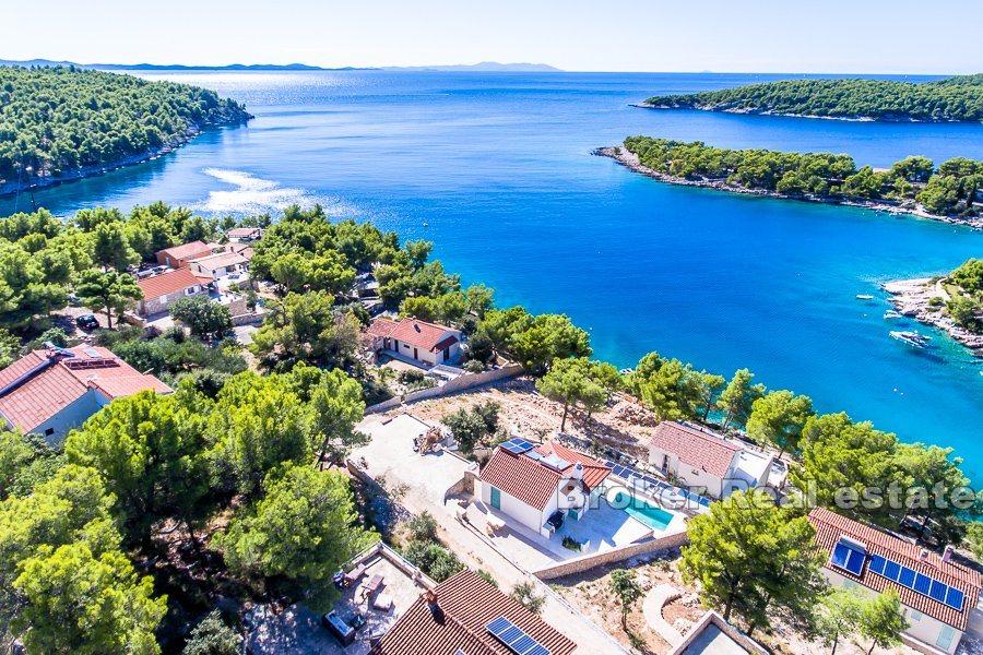 Exklusiv fastighet med panoramautsikt