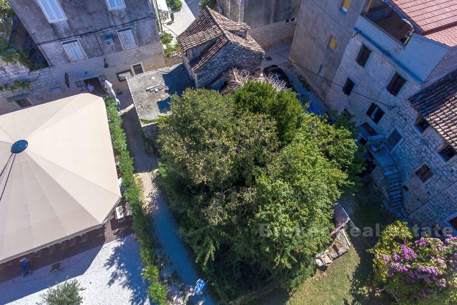 Steinhaus in der Altstadt, komplett renoviert