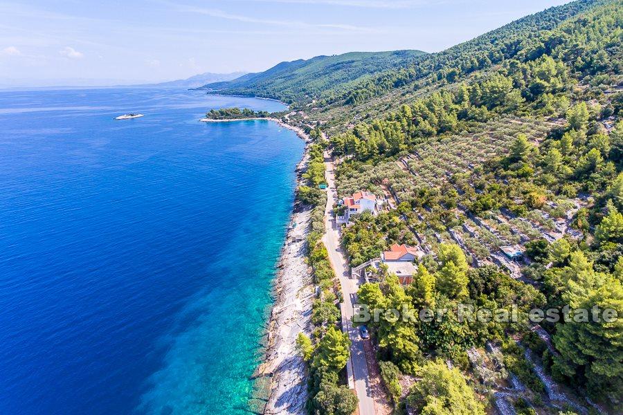 Building land by the sea, for sale