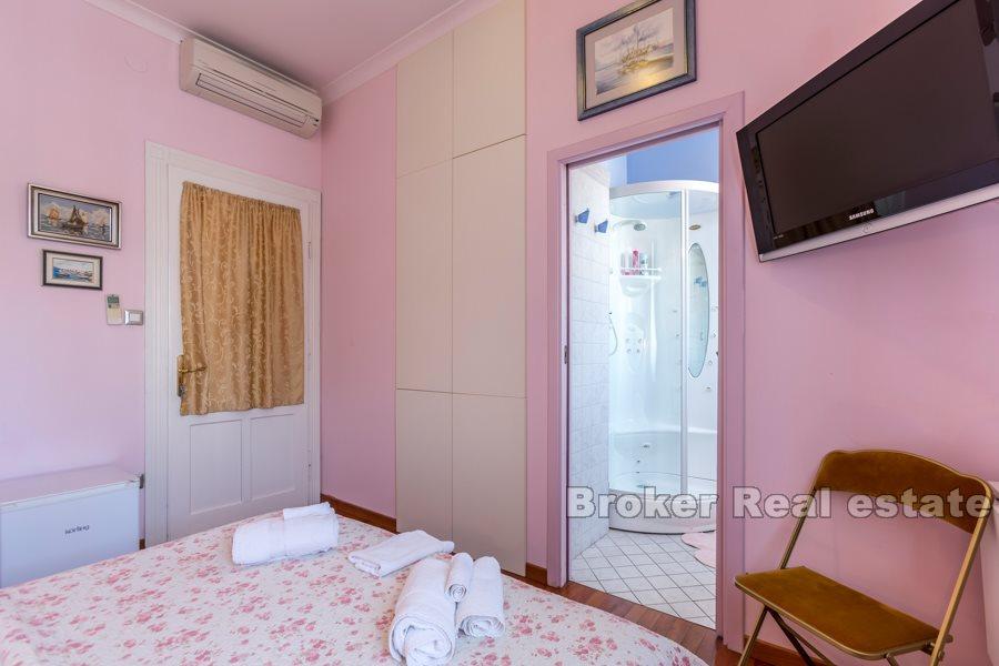 Luxury 3-bedroom apartment close to Riva