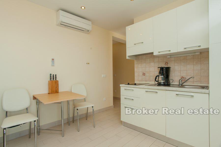 Villa de luxe dans la deuxième rangée de la mer