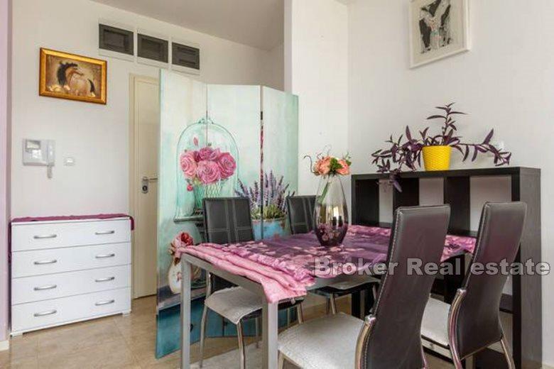 Appartement de deux chambres à Znjan
