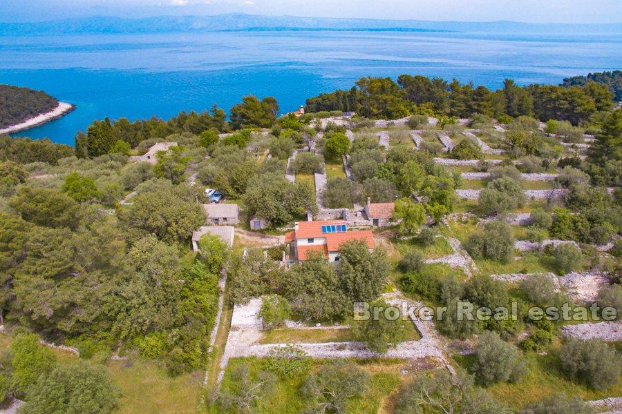 Casa su 2 piani in un ambiente più tranquillo