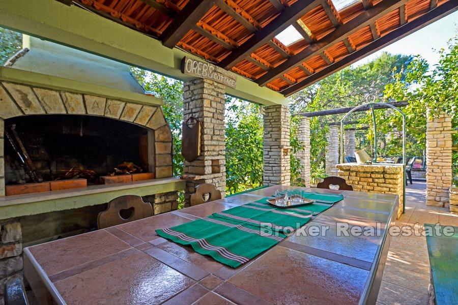 House on 2 floors in a quieter environment