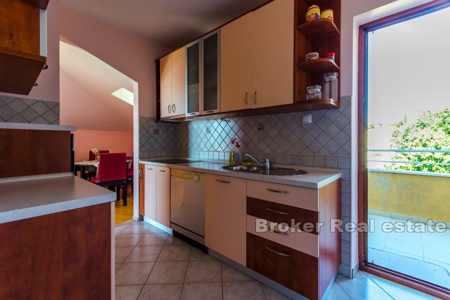 Meje - Appartement de trois chambres avec vue sur la mer