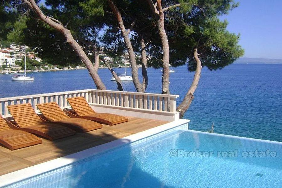 Haus / Villa auf Ciovo Insel, erste Reihe zum Meer