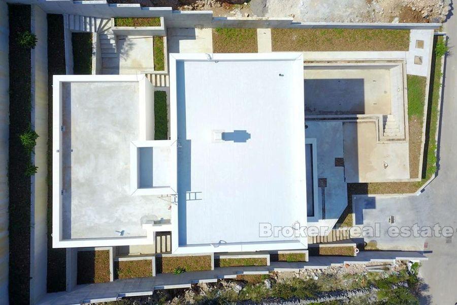 Luxusvilla mit großem Pool, zum Verkauf