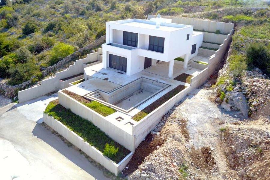 Villa de luxe avec grande piscine, à vendre