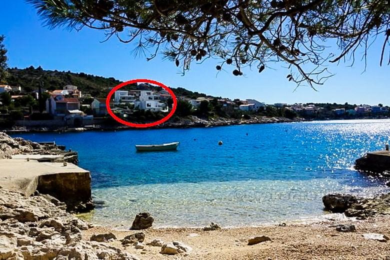 Красивая вилла, в стадии строительства