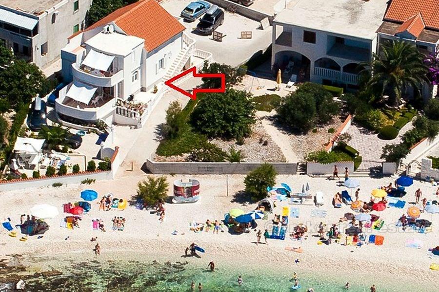 Attraktiv villa vid havet, till salu