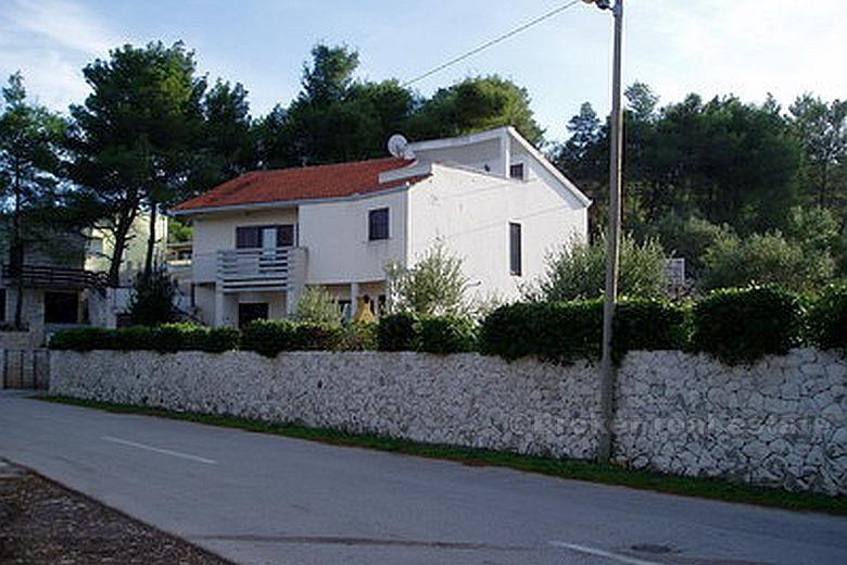 2 maisons, par la mer, à vendre