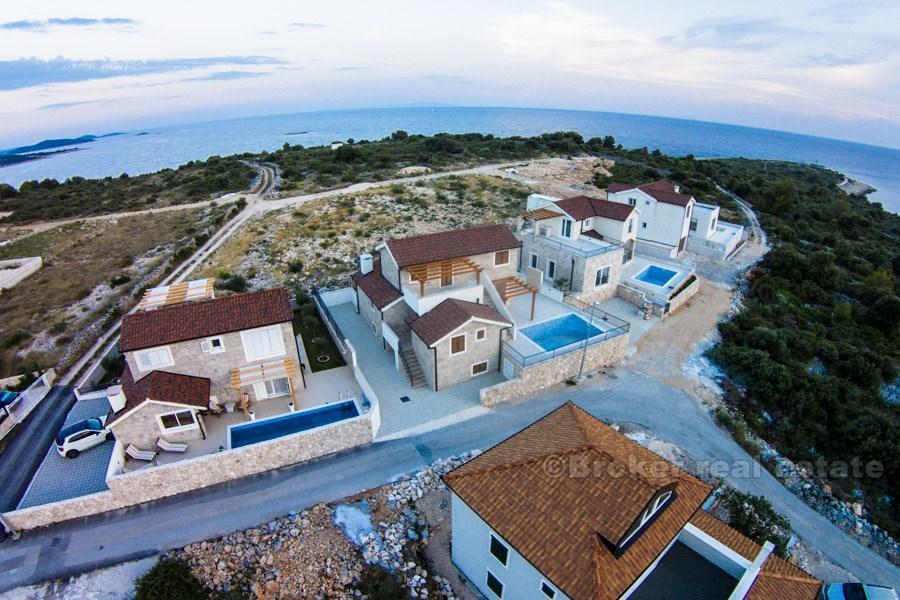New built attractive villa, for sale