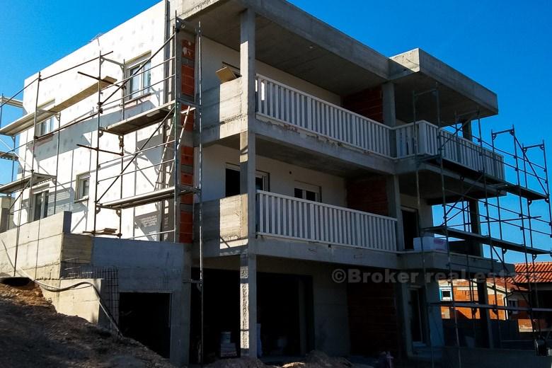 Nowa willa, na sprzedaż