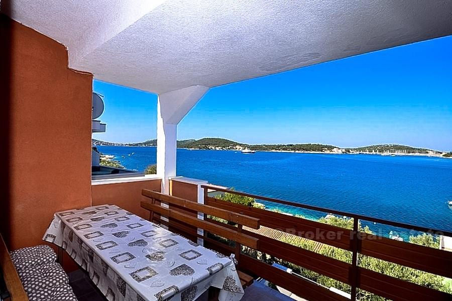 Apartmánový dům, 2. řádek, k prodeji