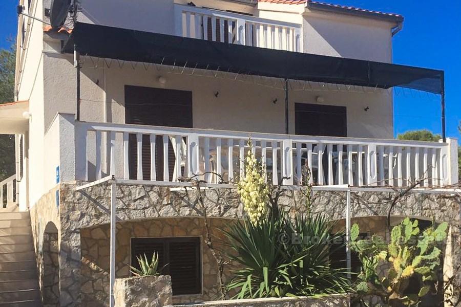 Maison avec 4 appartements, à vendre