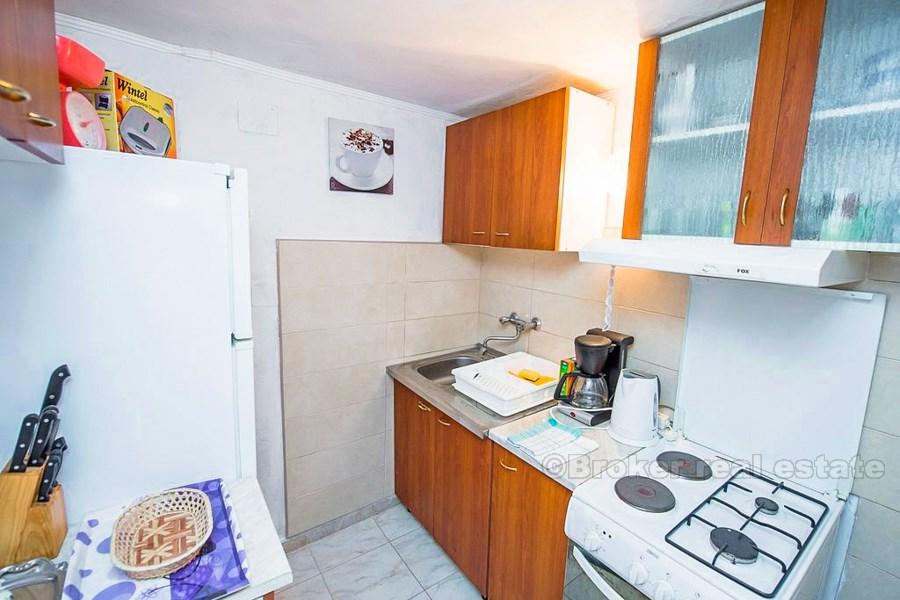 Dom wolnostojący, nad morzem, na sprzedaż