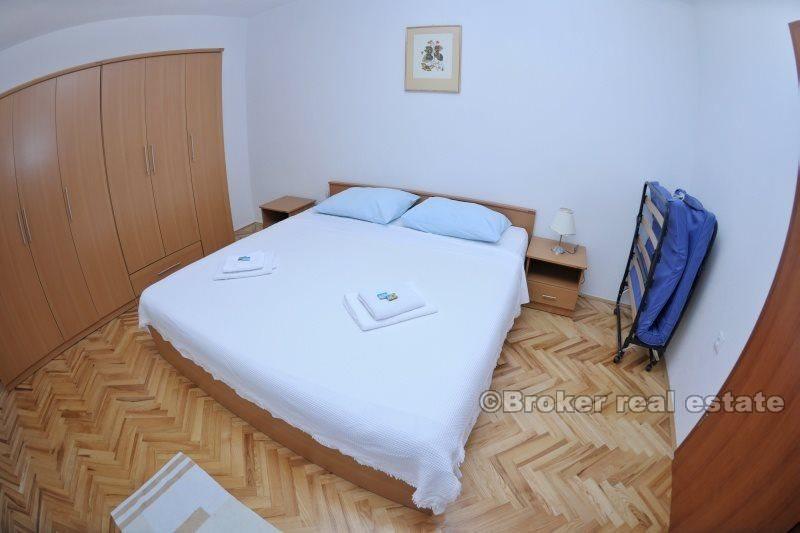 Nowo wybudowana willa o powierzchni 360m2