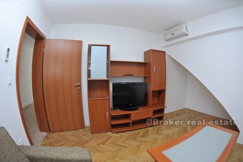 Newly built villa of 360m2