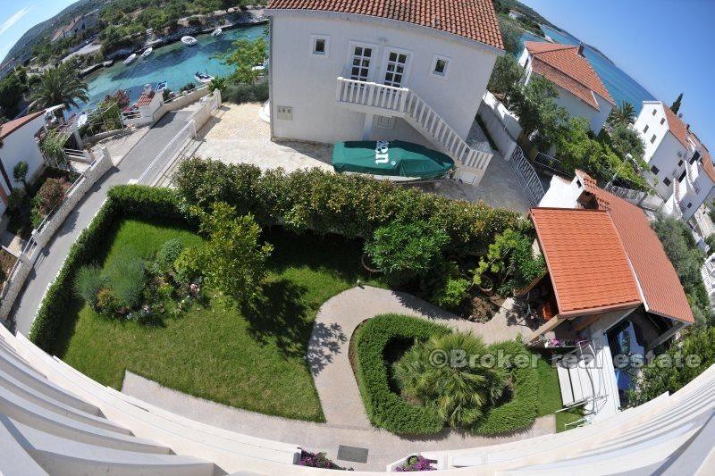 Villa di nuova costruzione di 360m2