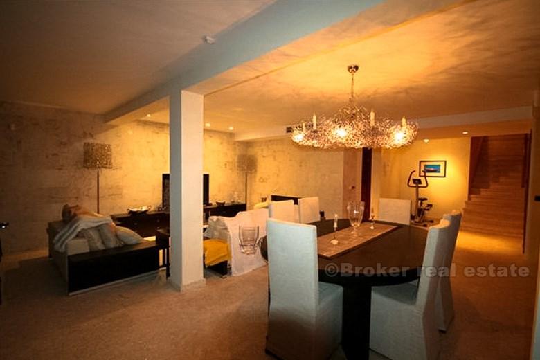 Fantastique villa à la mer, à vendre