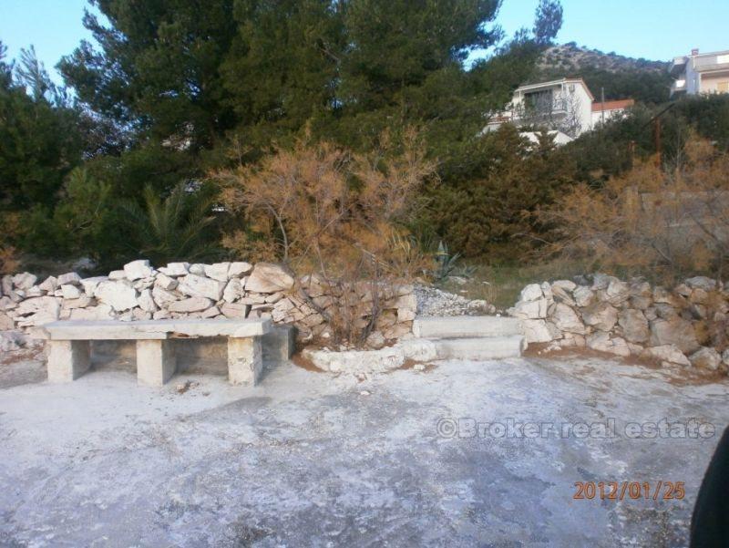 Dům na 2 podlažích s 106 m2 vnitřního prostoru, k prodeji