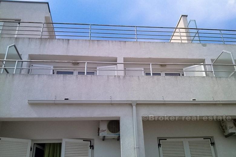 Appartement entièrement meublé, à vendre